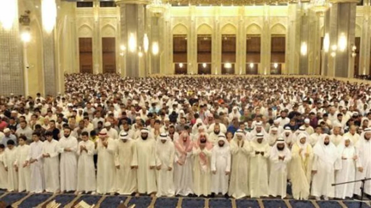 عدد ركعات التراويح.. كيف تختار الأفضل والأرفق بالمصلين في رمضان؟